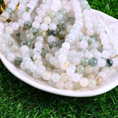天山緑玉丸珠 天然結晶宝石 異なる珠のサイズ DIY 宝石制作のための松散な珠の糸