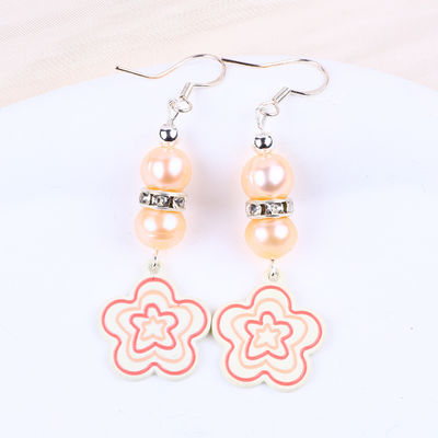 8mm 数珠 ピンク 淡水珍珠 ダンガー フック イヤリング 花の魅力