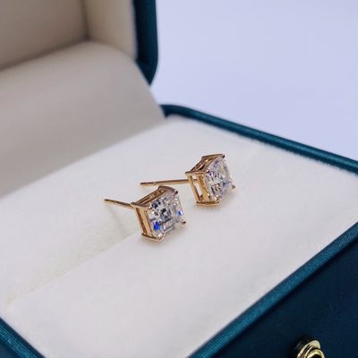 立方18K ゴールド モイサナイト ダイヤモンド スタッド イヤリング 誕生日プレゼント