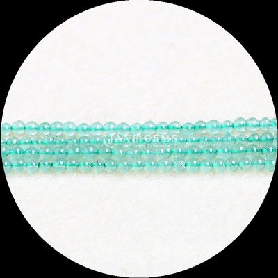 色とりどりの宝石の珠 丸切りの小さなツーマリンの結晶 松散な珠